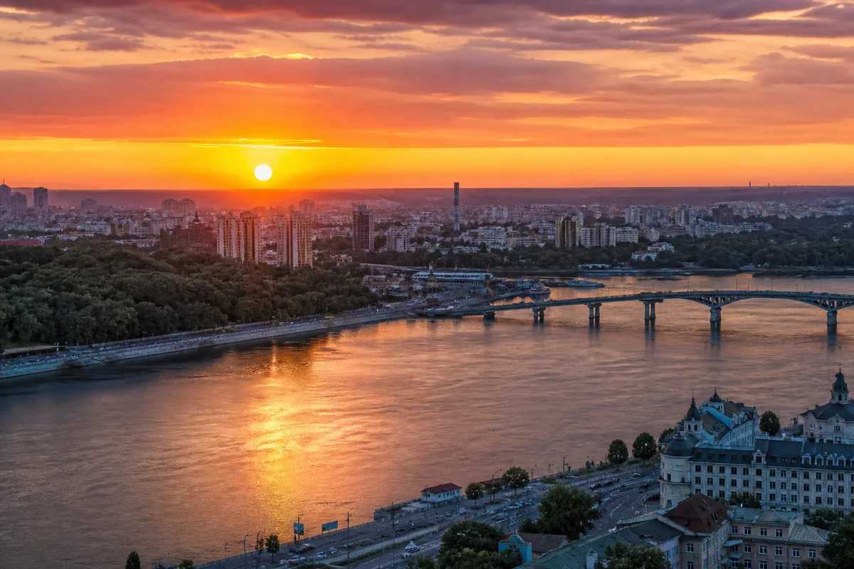 Створення сайтів Київ — WebQos